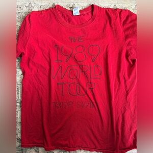 Taylor Swift Red 1989 World Tour T-Shirt